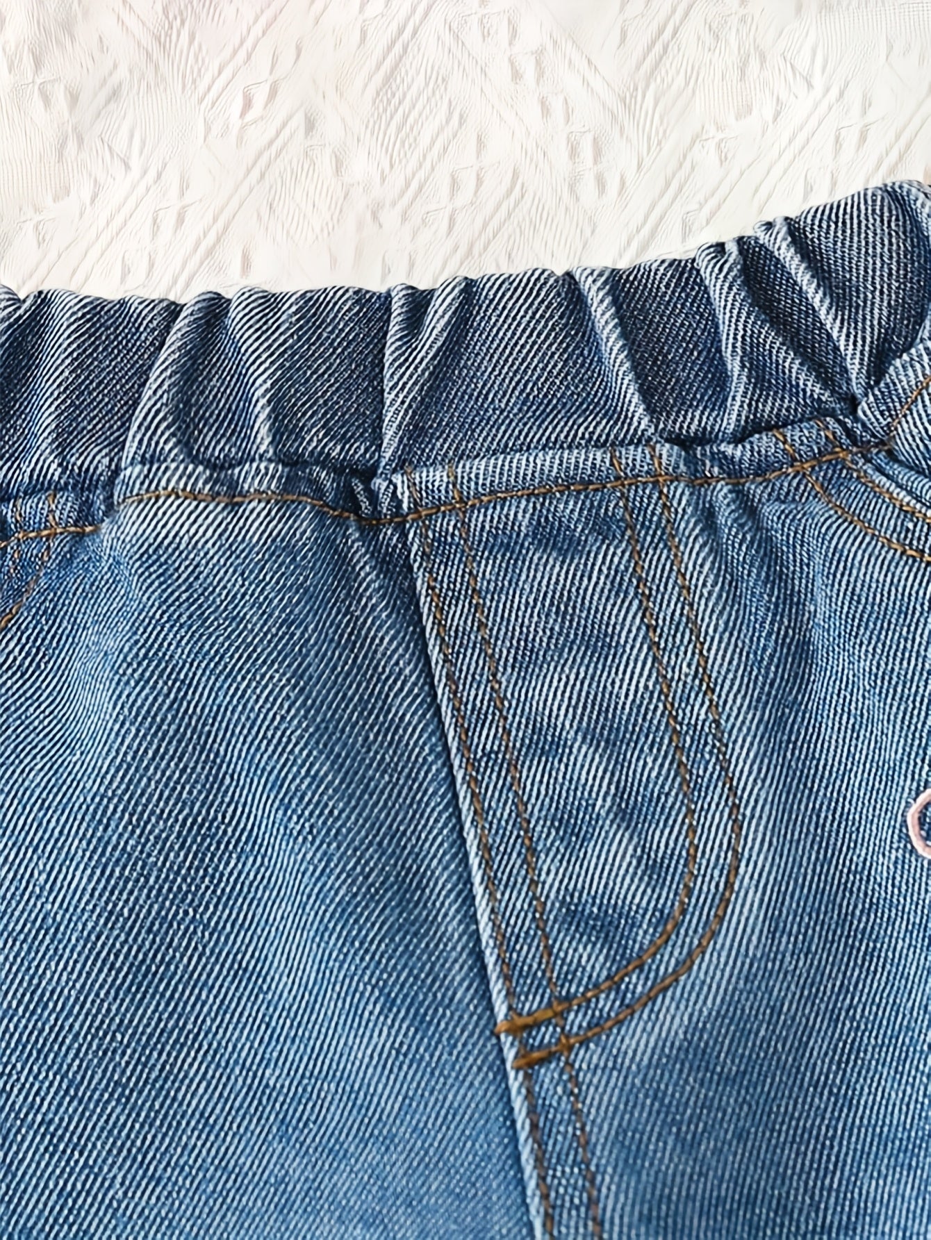 ae48919b-6f7a-4a33-aa2b-3aff774fe362