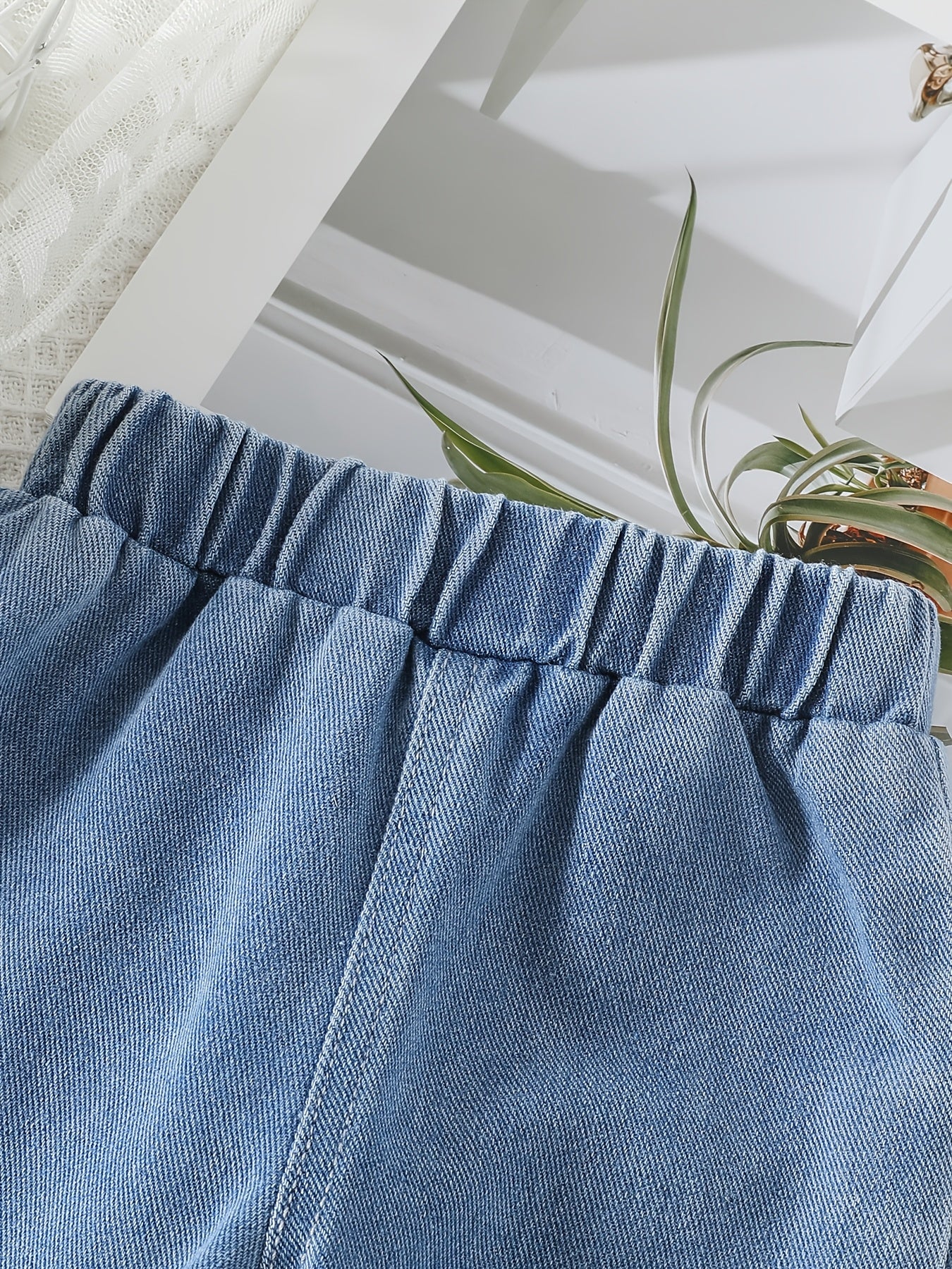 ddc89b5c-1da6-4220-8c74-f83aa6ba550c